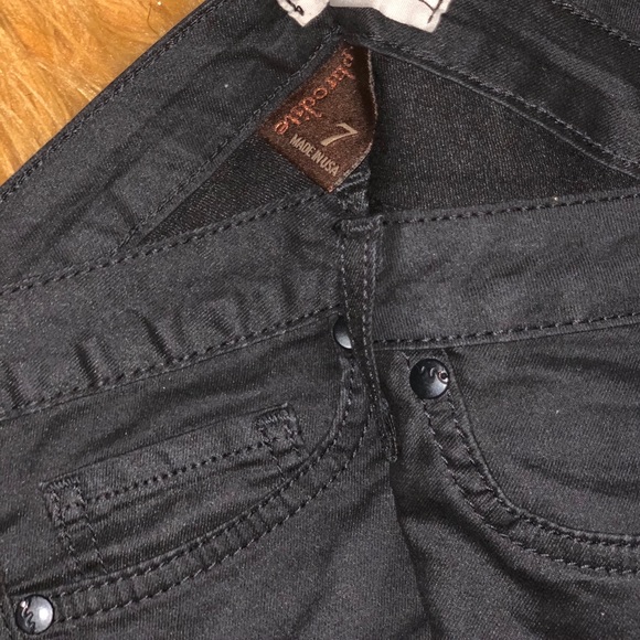 Semi- Matte Leather Pants 👖 - Picture 2 of 2